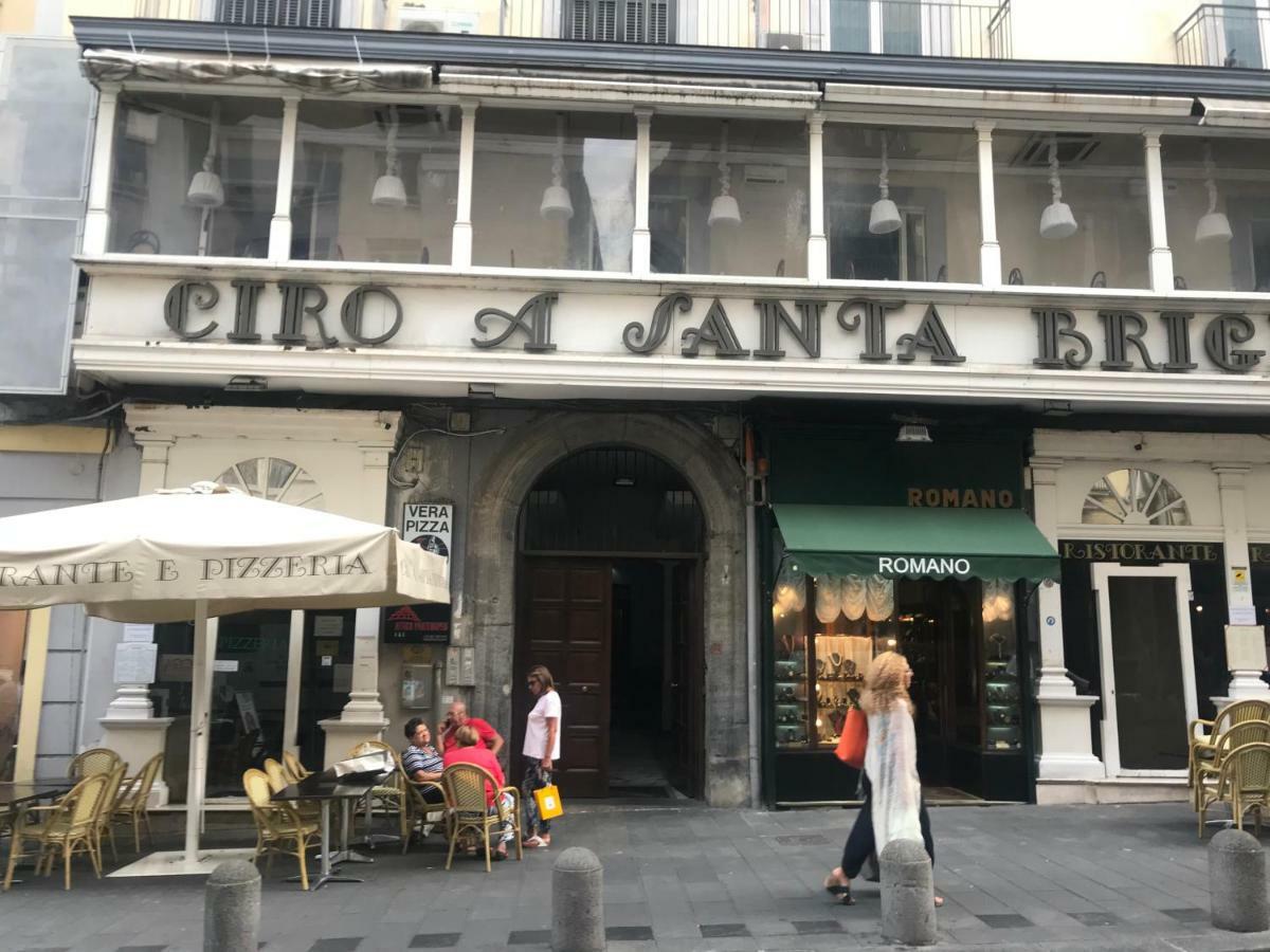 那不勒斯Attico Santa Brigida公寓 外观 照片