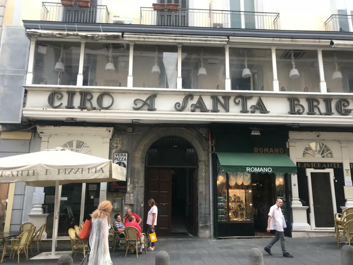 那不勒斯Attico Santa Brigida公寓 外观 照片
